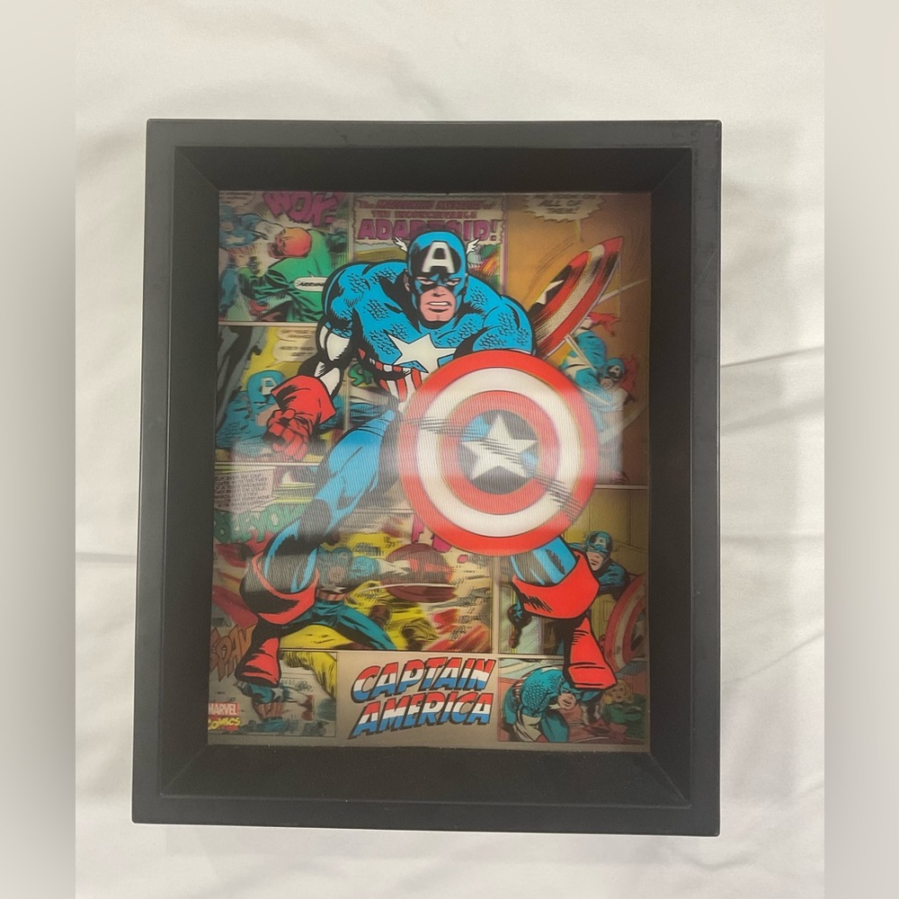 Marvel Comics Captain America 3D Lenticular Hologram Framed Wall Art